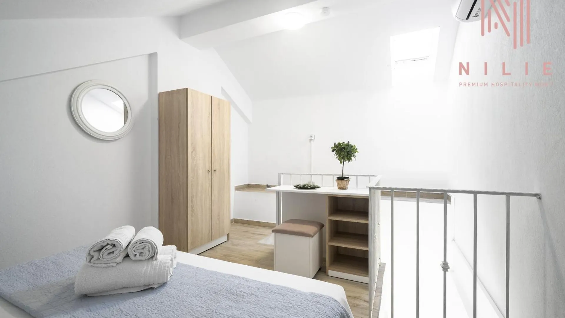 Azur Residences, Nilie Hospitality Mgmt Nikiti  Apartment