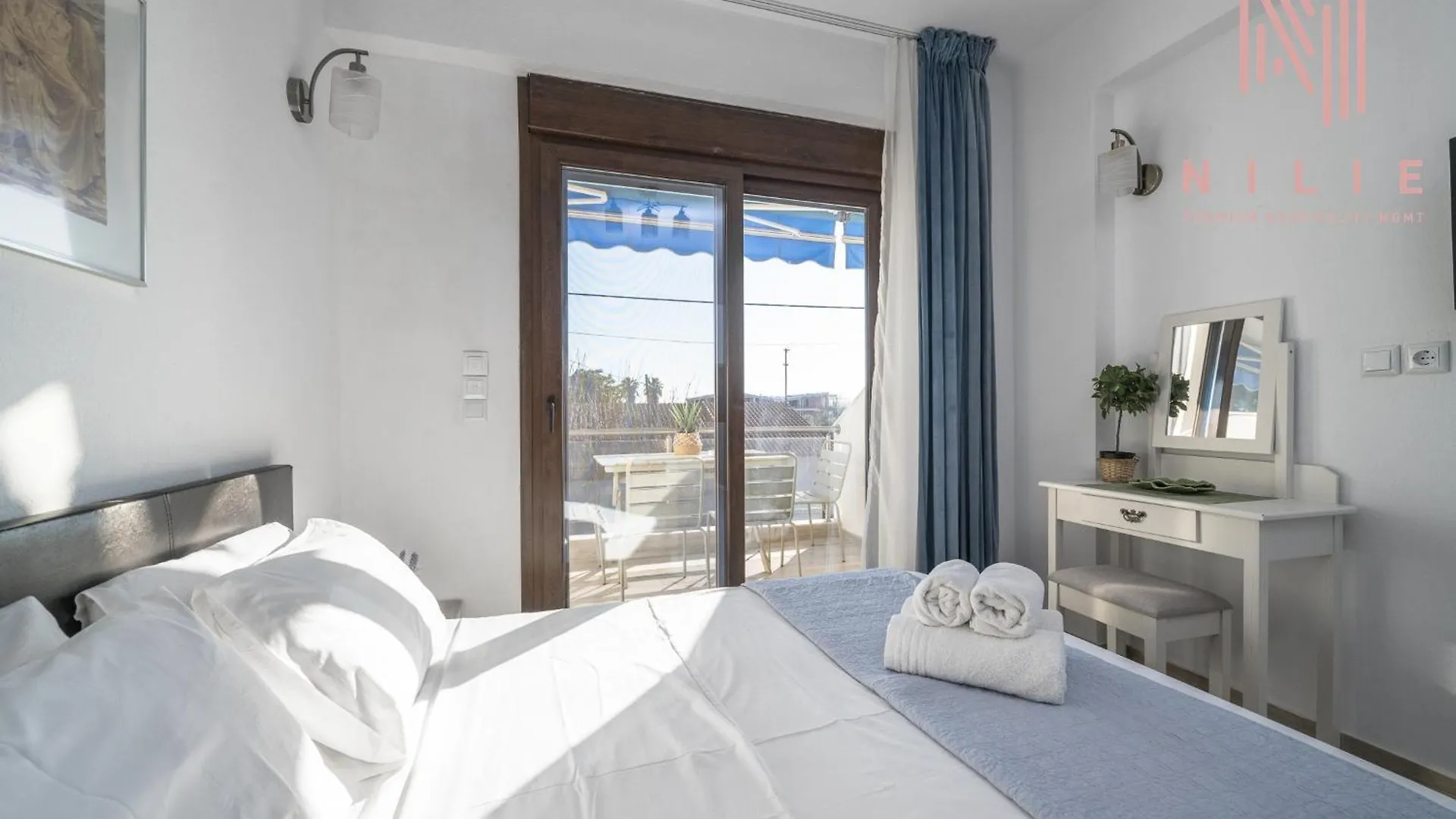 Azur Residences, Nilie Hospitality Mgmt Nikiti  Apartment