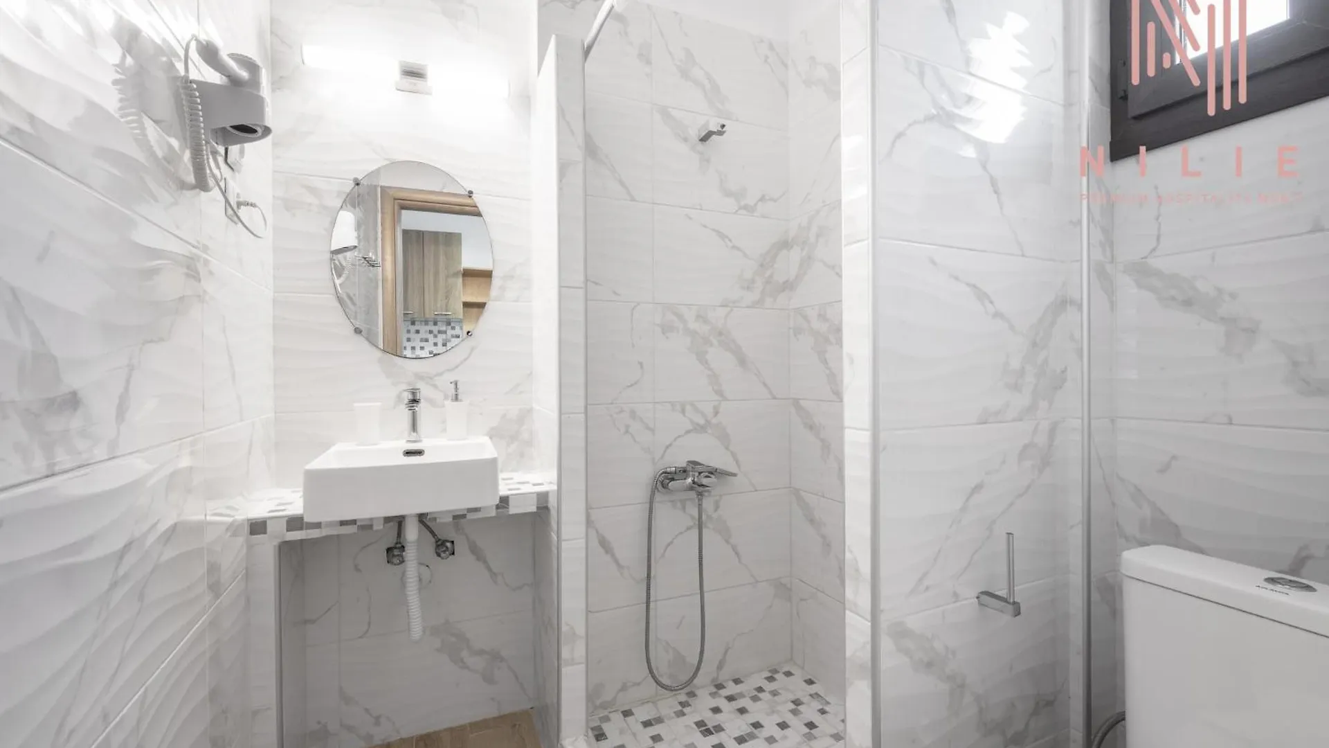 Azur Residences, Nilie Hospitality Mgmt Nikiti